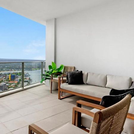Circle On Cavill By Vaun Aparthotel Gold Coast Buitenkant foto