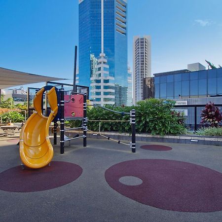 Circle On Cavill By Vaun Aparthotel Gold Coast Buitenkant foto