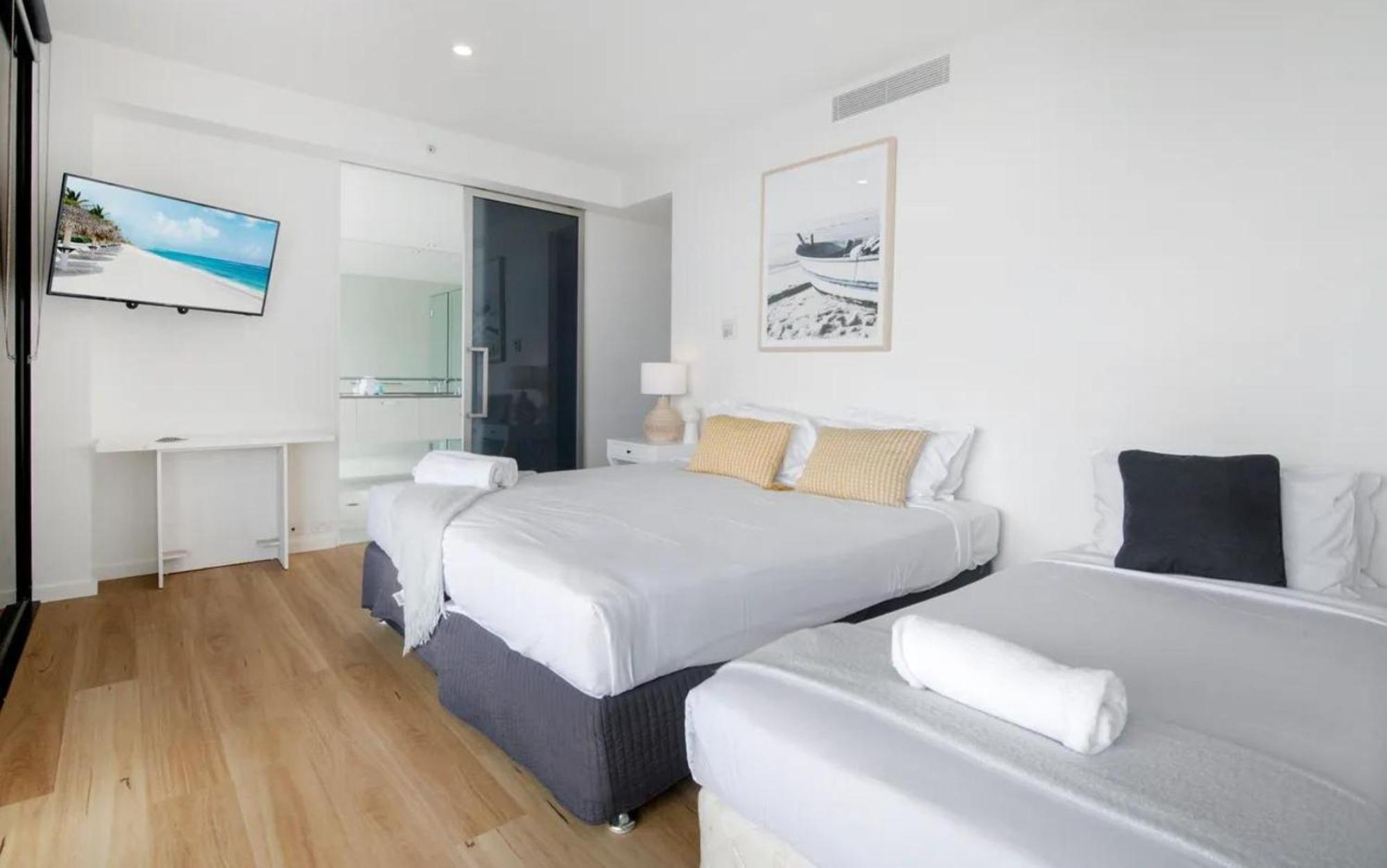 Circle On Cavill By Vaun Aparthotel Gold Coast Buitenkant foto