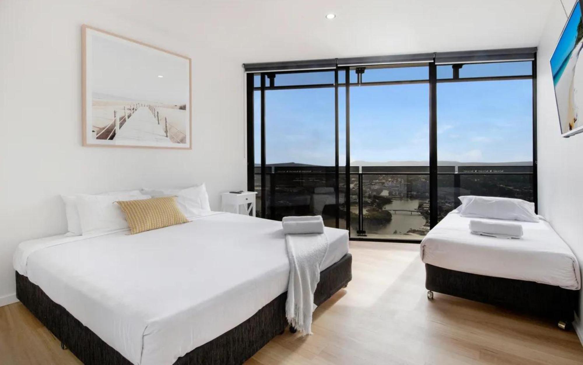 Circle On Cavill By Vaun Aparthotel Gold Coast Buitenkant foto