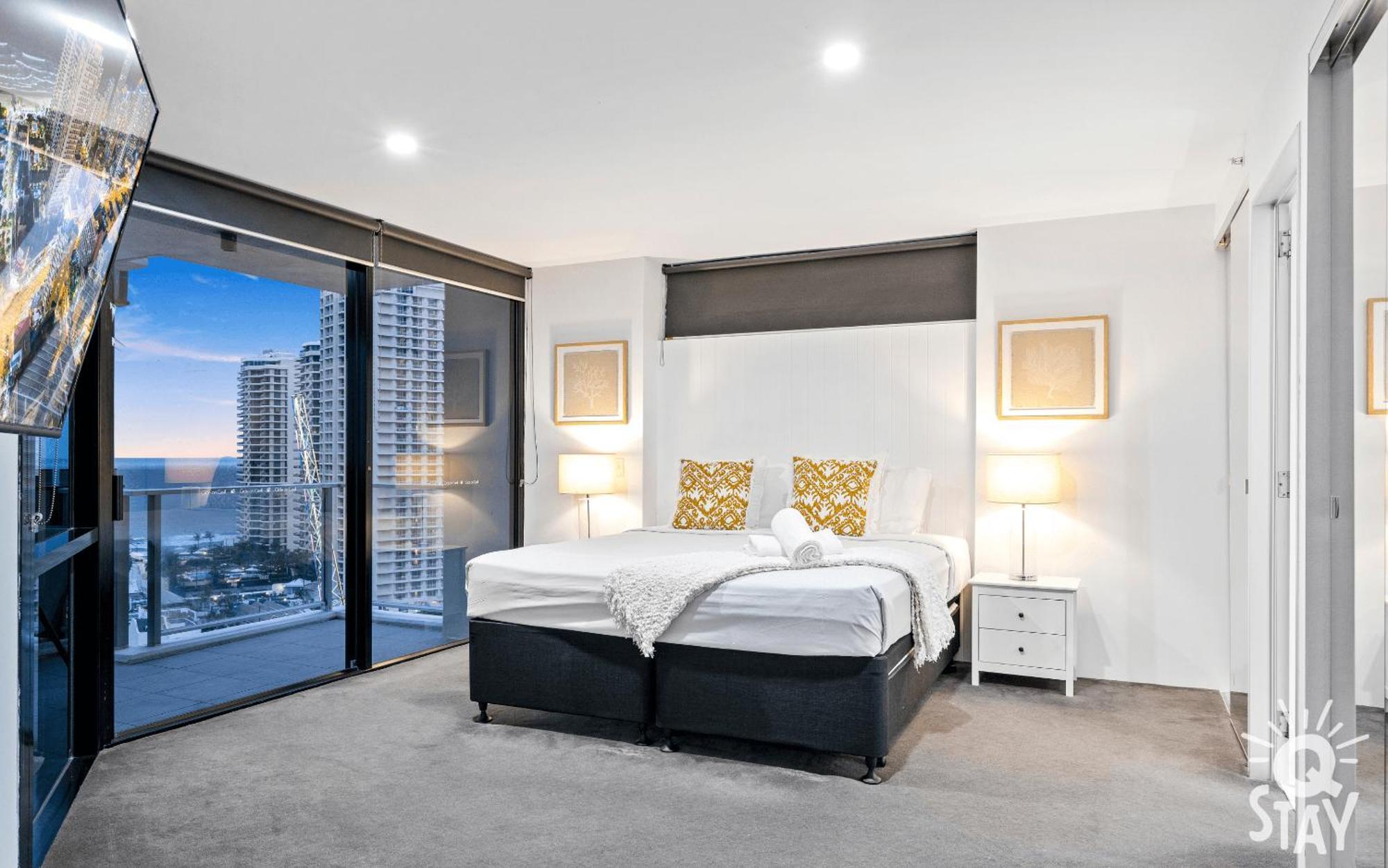 Circle On Cavill By Vaun Aparthotel Gold Coast Buitenkant foto