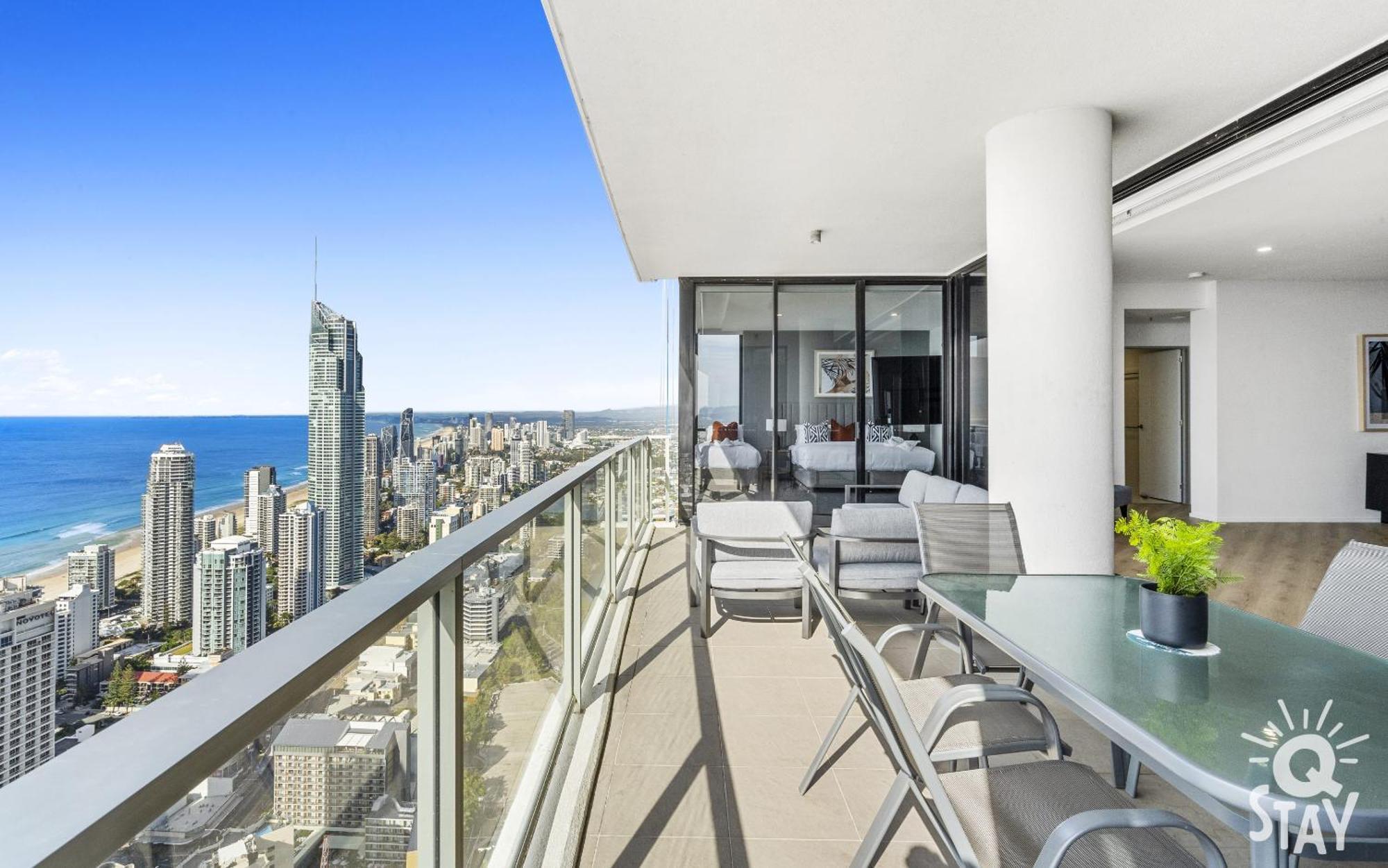 Circle On Cavill By Vaun Aparthotel Gold Coast Buitenkant foto