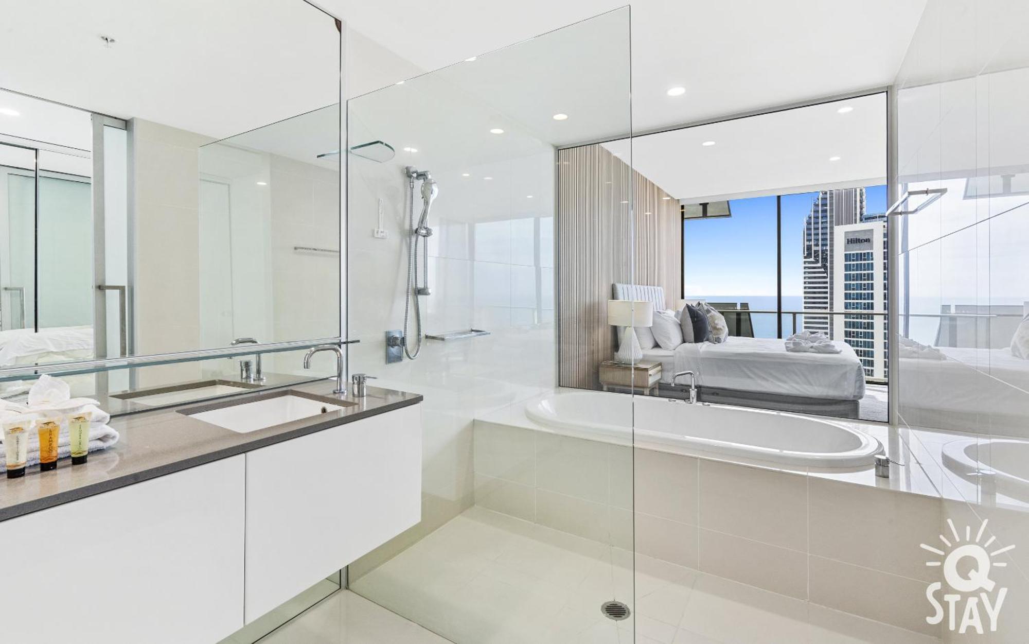 Circle On Cavill By Vaun Aparthotel Gold Coast Buitenkant foto